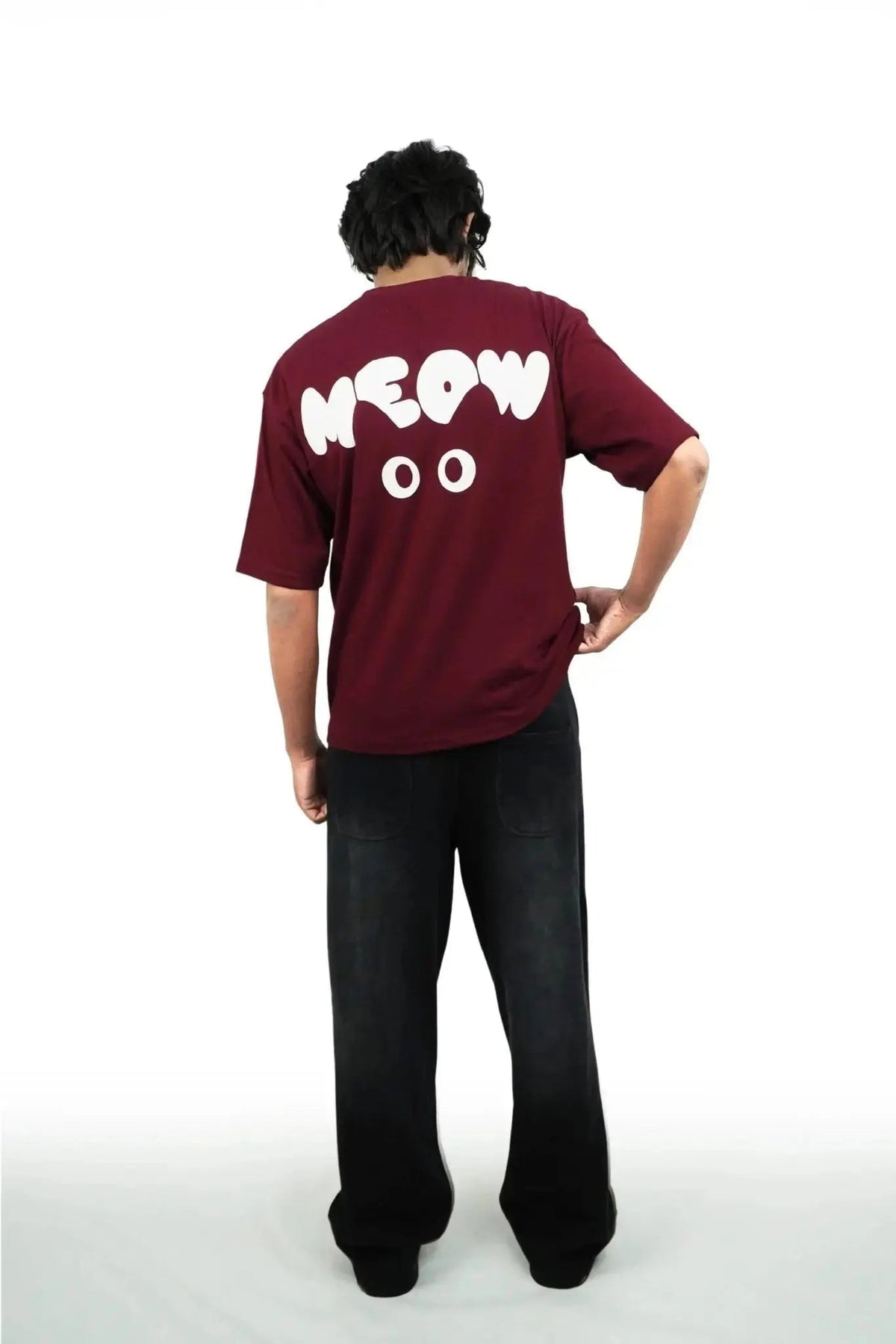 MEOW. Oversized T-Shirt - Elvory